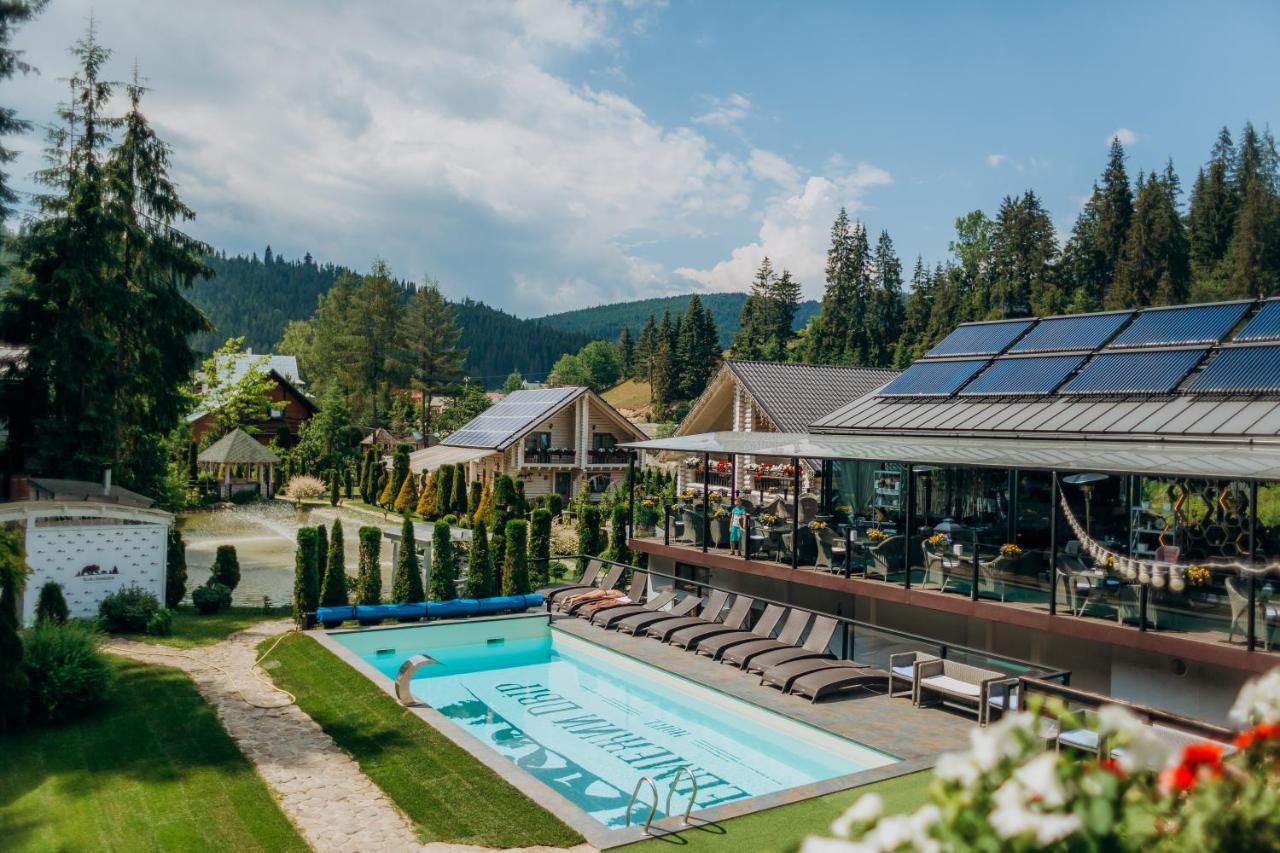 Hotel Vedmezhyi Dvir 부코벨 외부 사진