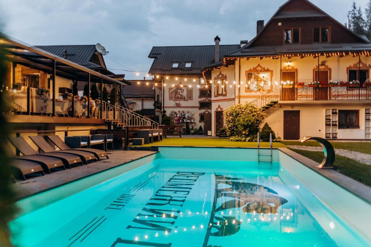 Hotel Vedmezhyi Dvir 부코벨 외부 사진