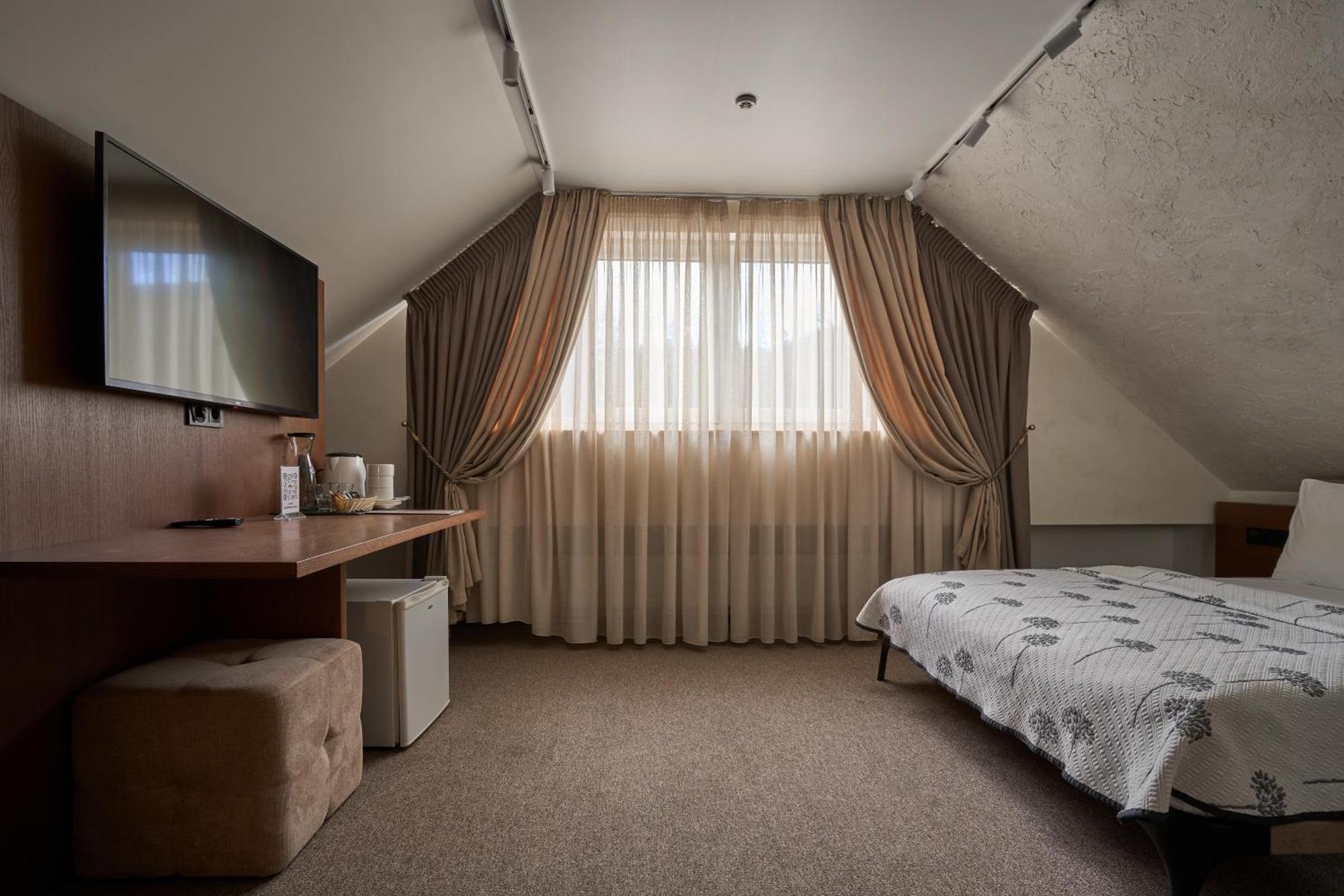 Hotel Vedmezhyi Dvir 부코벨 외부 사진
