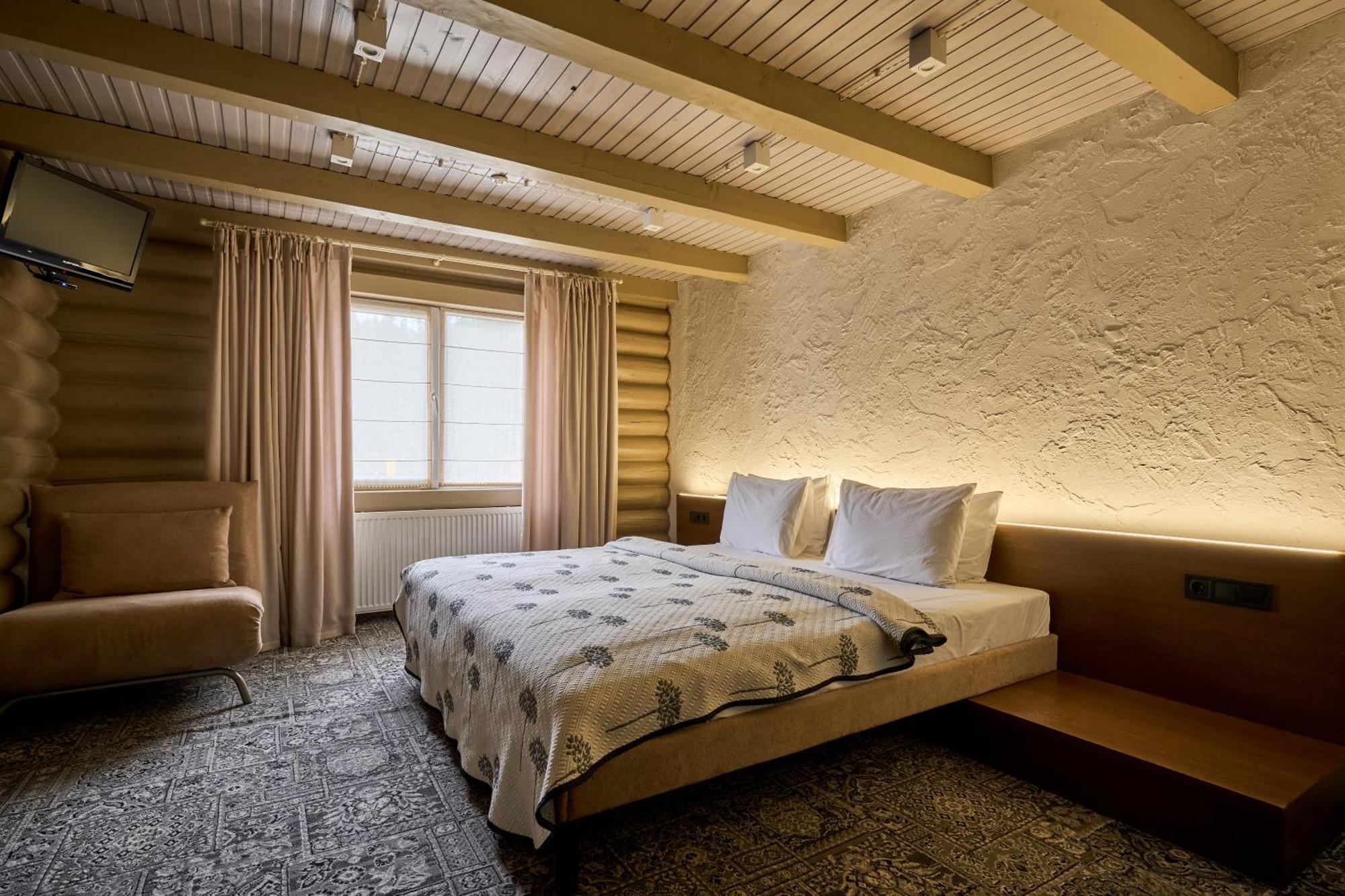 Hotel Vedmezhyi Dvir 부코벨 외부 사진