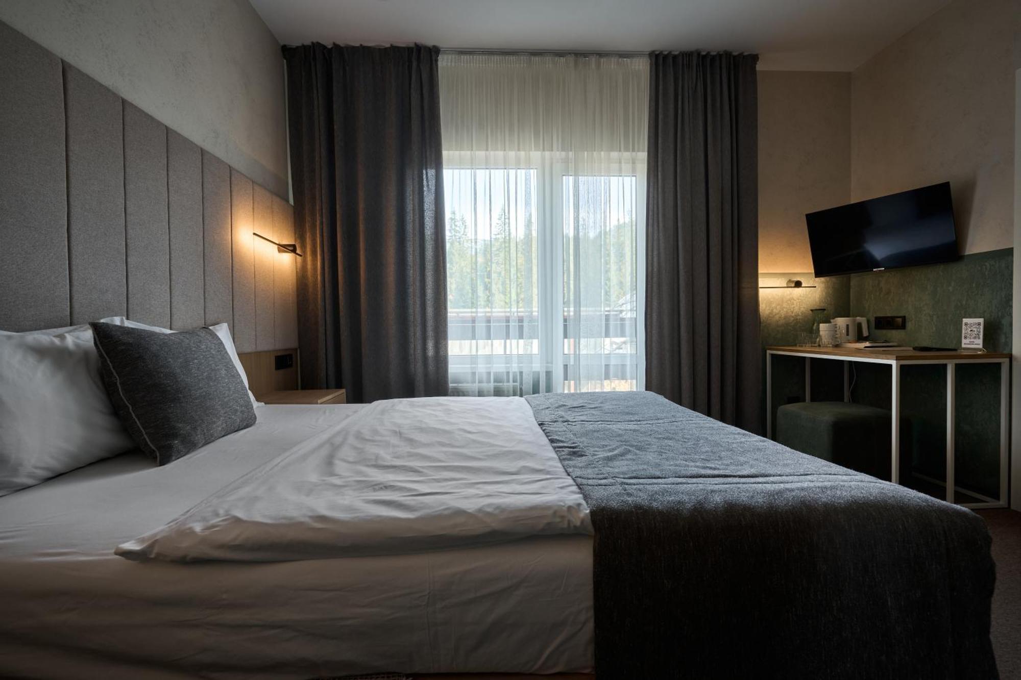Hotel Vedmezhyi Dvir 부코벨 외부 사진
